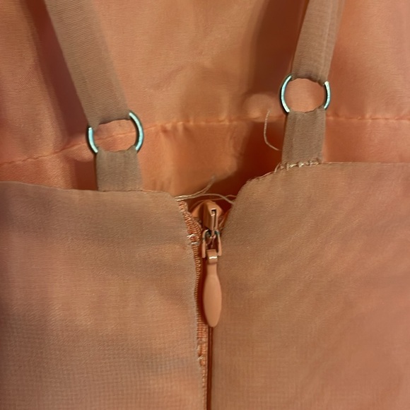 Peach pink AW Bridal dress - Picture 3 of 5